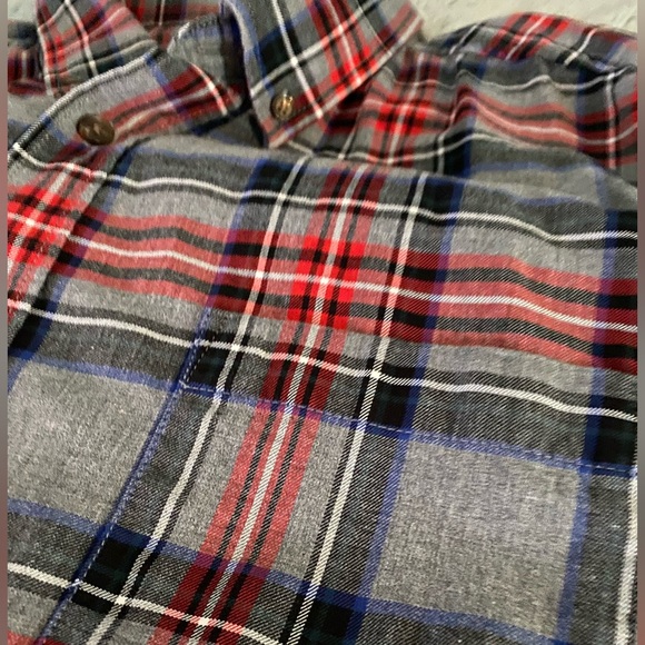 Never worn XL shirt from Simons - Picture 5 of 5